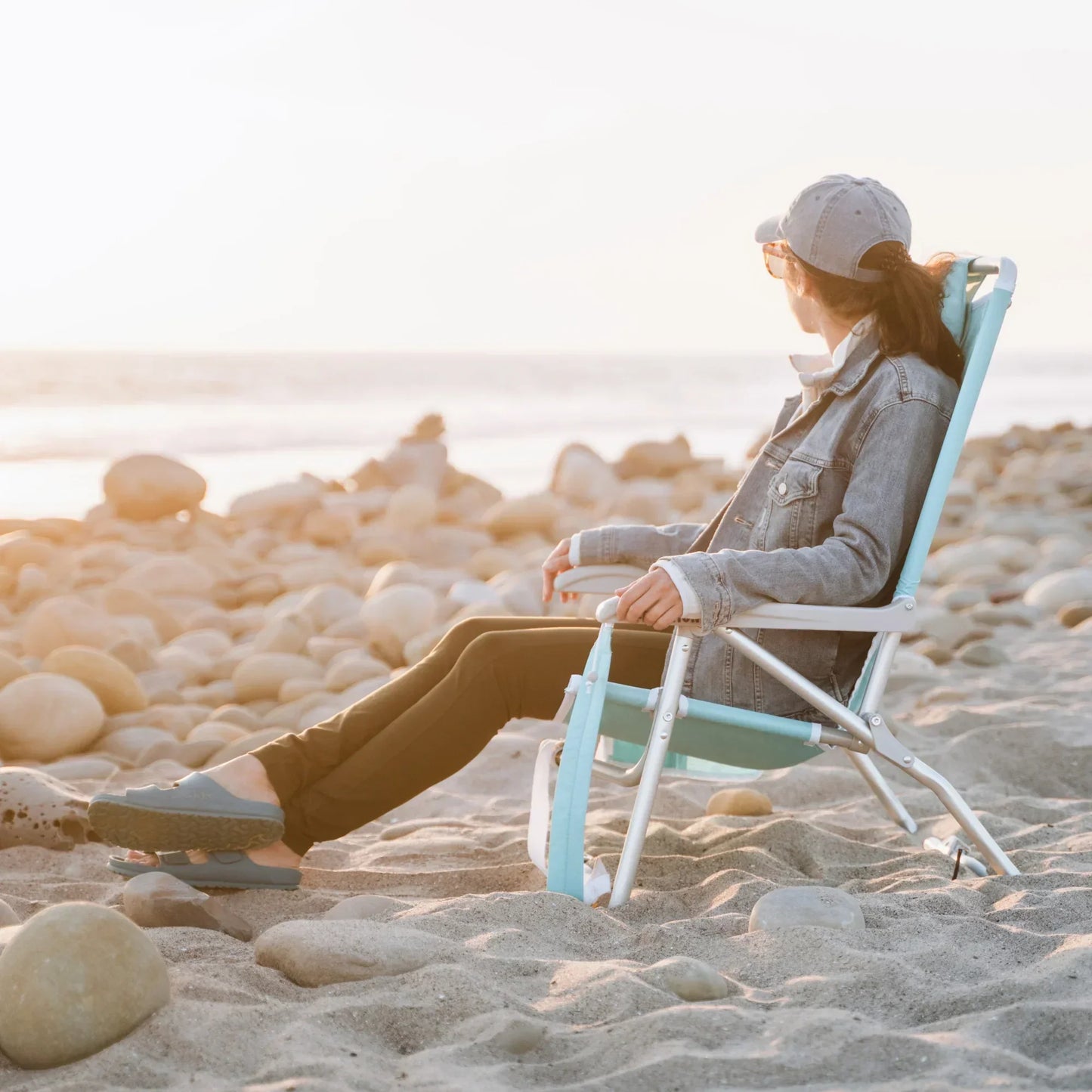 Bi-Fold Beach Chair™ - Sweet Splash