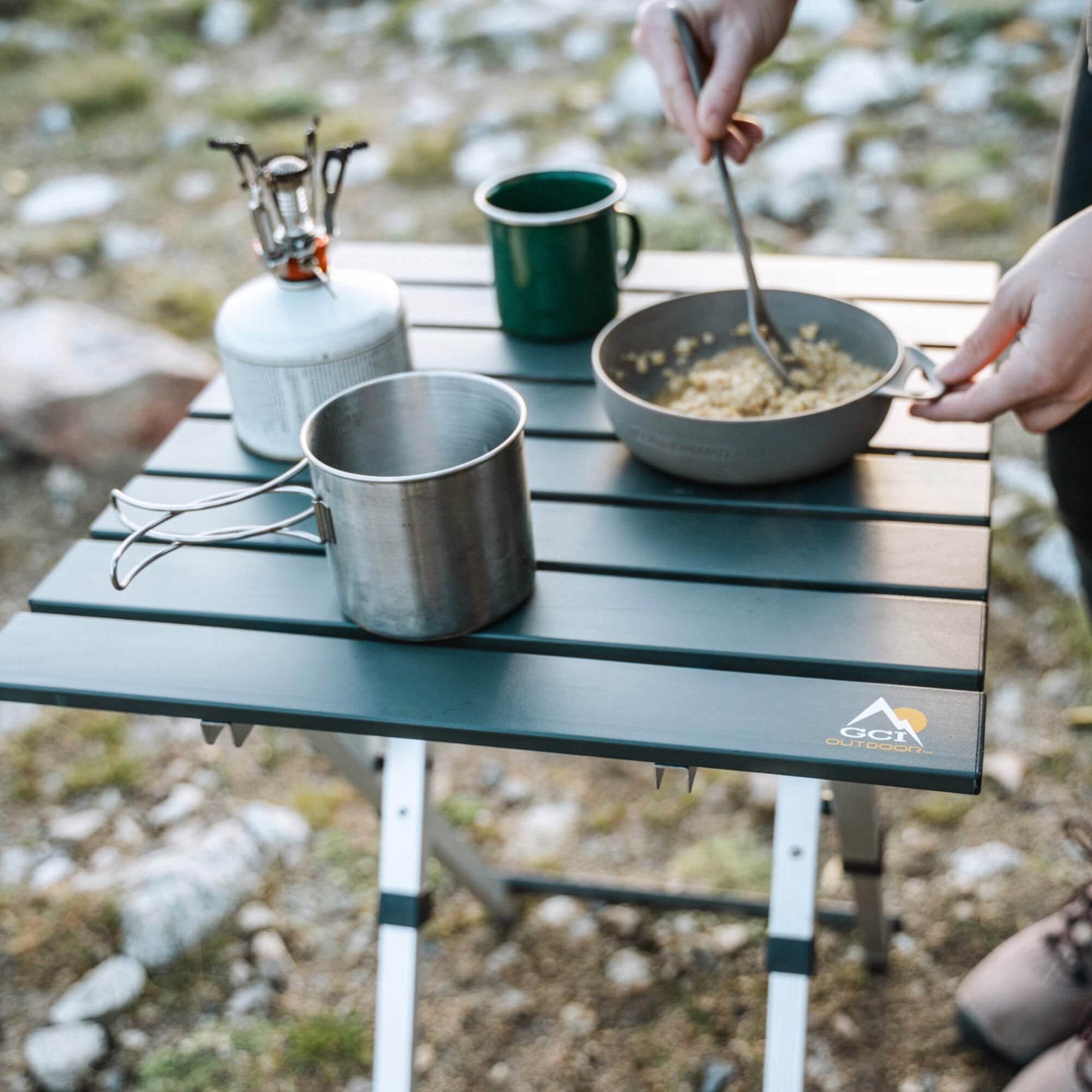 Compact Camp Table 20™ - Juicy Refresh