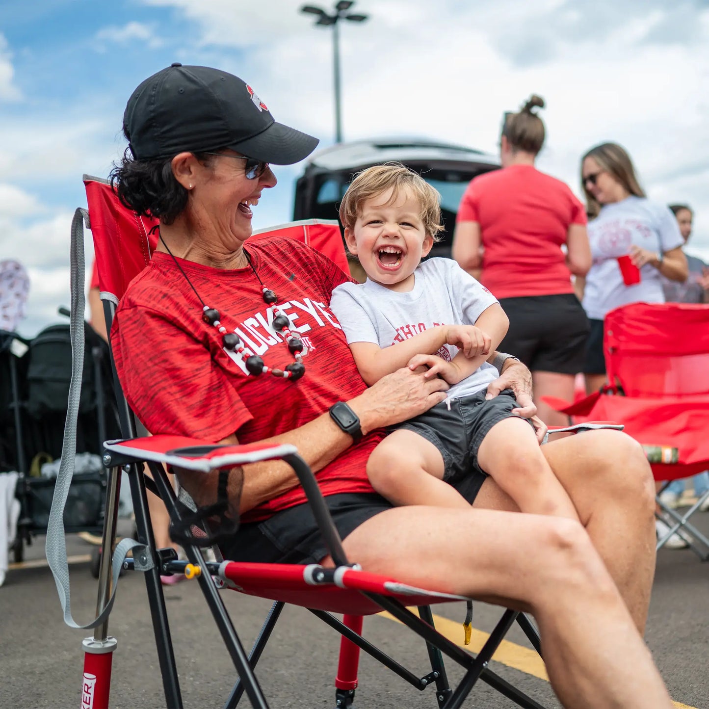 College Comfort Pro Rocker™ - Ohio State Buckeyes - Easy Comfort Burst